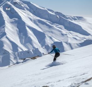 Skiing in Gulmarg